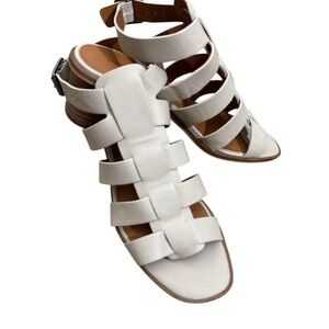 Lucky Brand Light Cream and Brown Gladiator Sandals Size 7